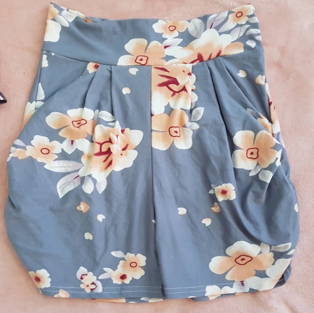 Ladies Super Soft Harem shorts NEW